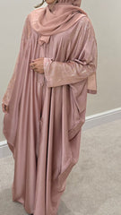 Abaya NOOR – Elegant Silk Abaya with Intricate Embellishments and Matching Diamanté Hijab