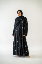 Black Button Abaya with Bow Detail – 2-Piece Set