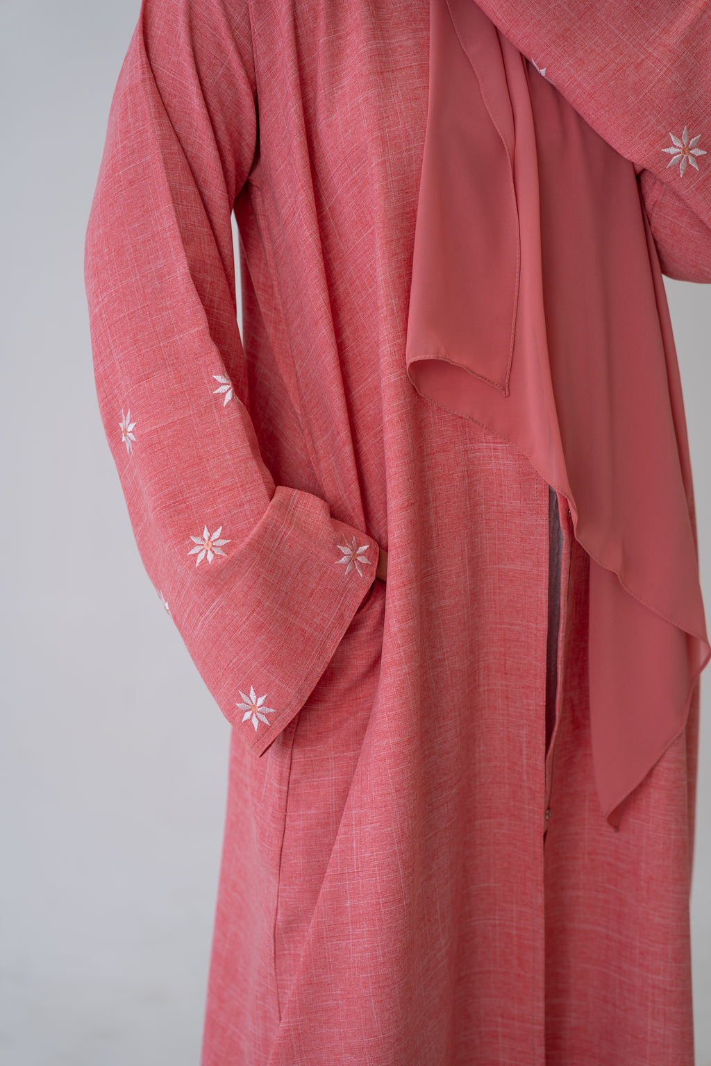 Model wearing Linen Blend Button Abaya full look