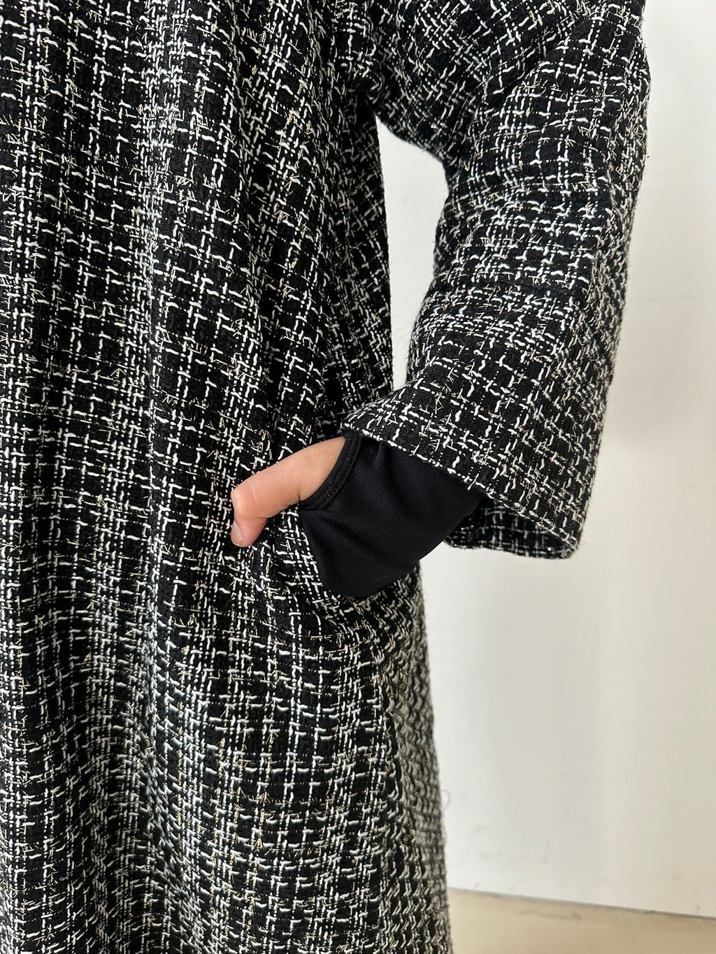 Side view of Abaya Winter Coat winter fashion