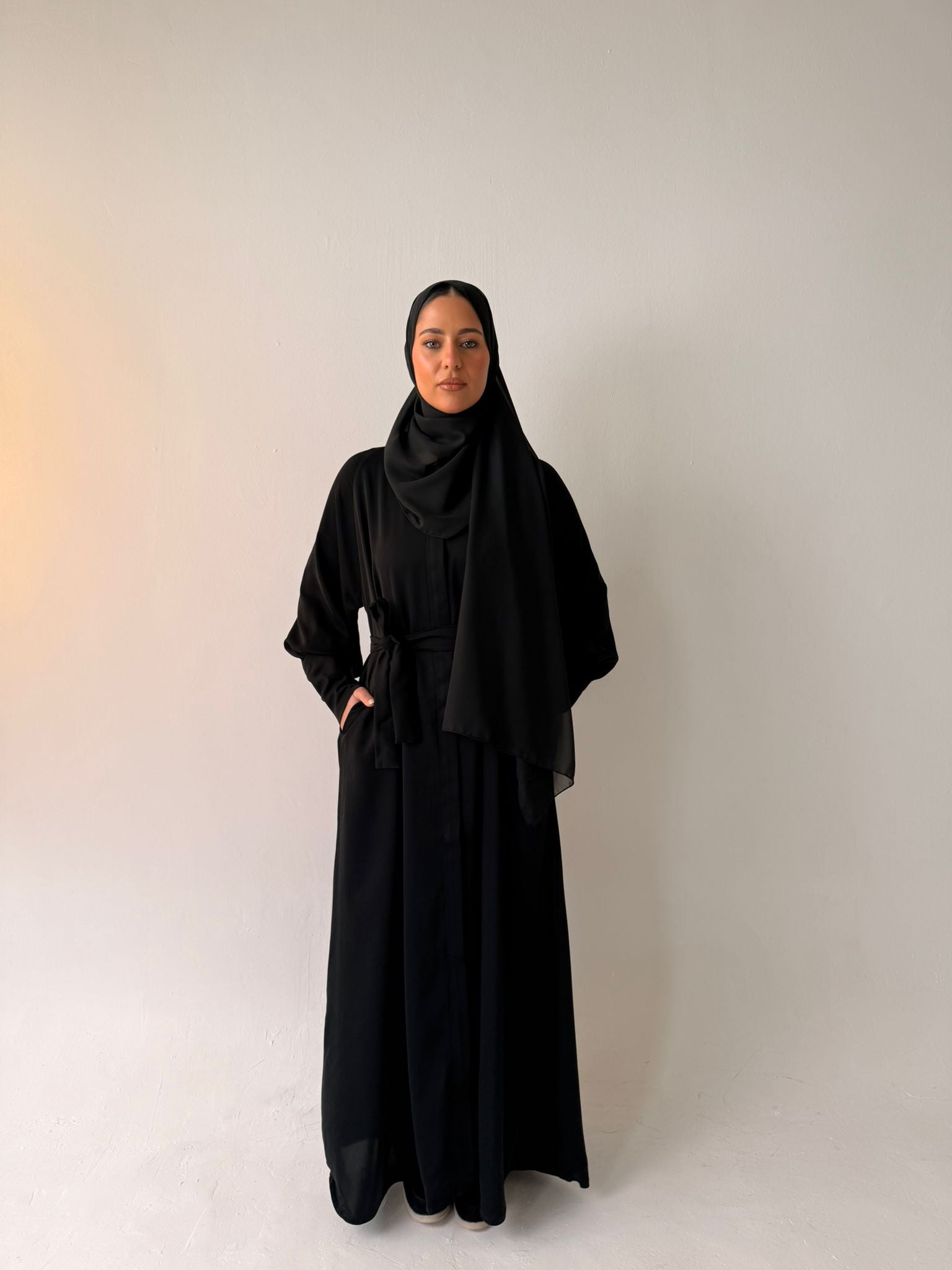 Full Zip Cuffed Sleeve Nursing Friendly Nida Material Abaya